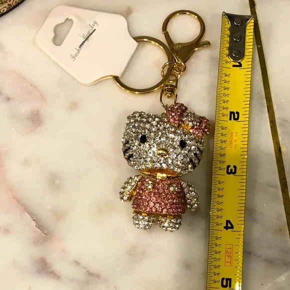✨NWT✨ Hello Kitty Crystals Bow Gold Metal Keychain Purse Clip - Picture 6 of 7